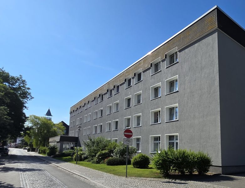 Sofort verfügbare Eigentumswohnung mit  PKW-Stellplatz 